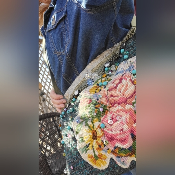 Handmade Artsy Boho Crossbody Messanger Style Bag - Picture 11 of 11